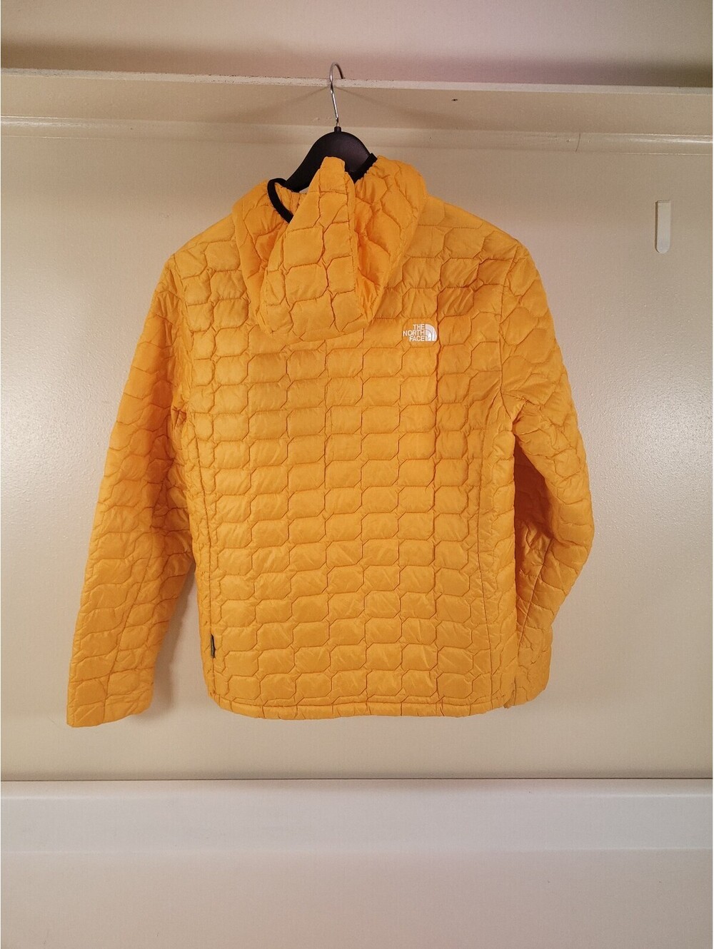 North face Thermoball puffer jacket mens small yellow hooded winter jacket - Picture 2 of 9